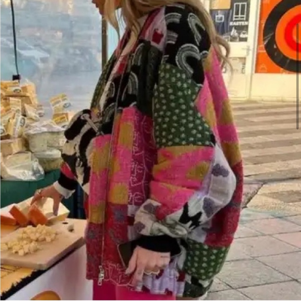 #26 LAST 1! Multicolor patch zip up lightweight bomber coat - Picture 6 of 12